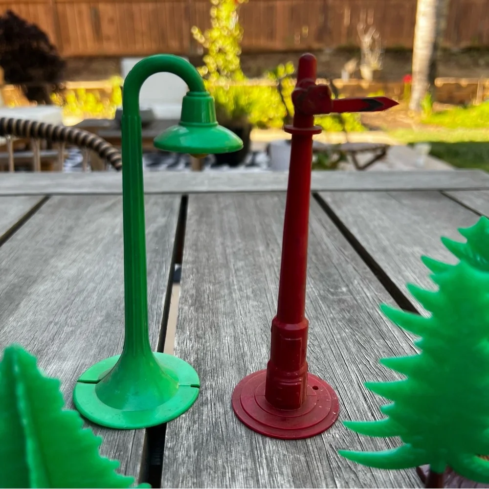 Lot of Vintage Plasticville Fences Trees and Light Posts Bridge *READ